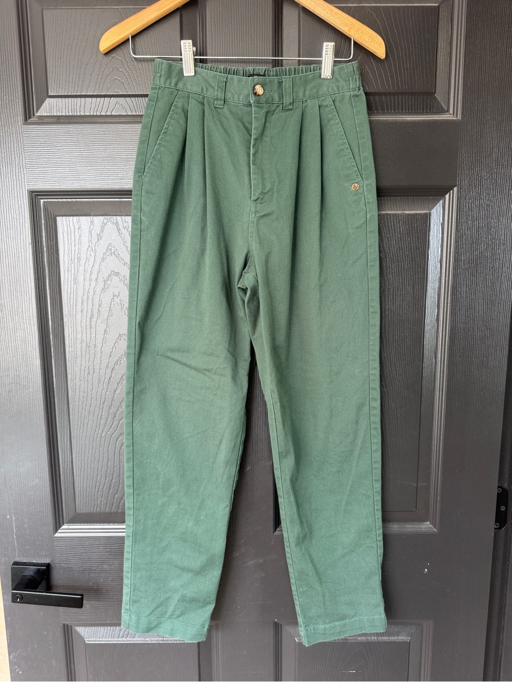 Volcom Women’s Forest Green Pleated Chinos